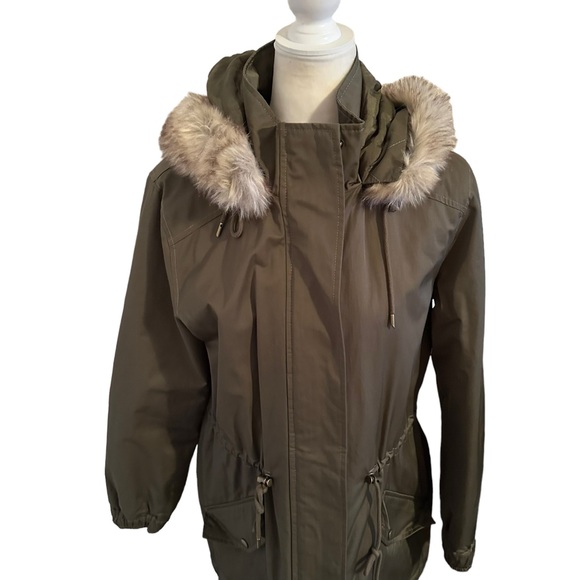 Banana Republic Army Green Parka Coat With Fur Hood - Picture 2 of 10